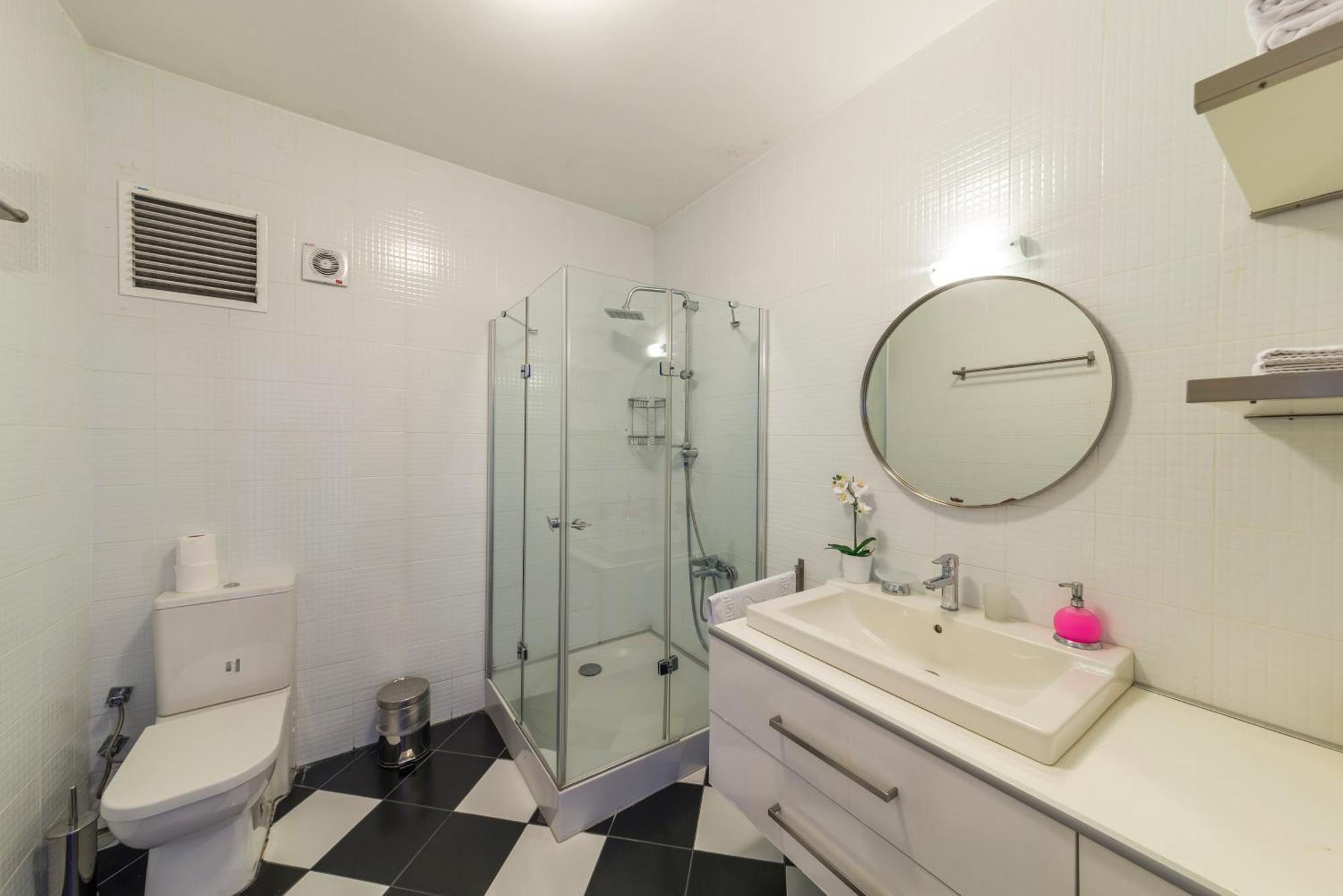 Apartament Amedros