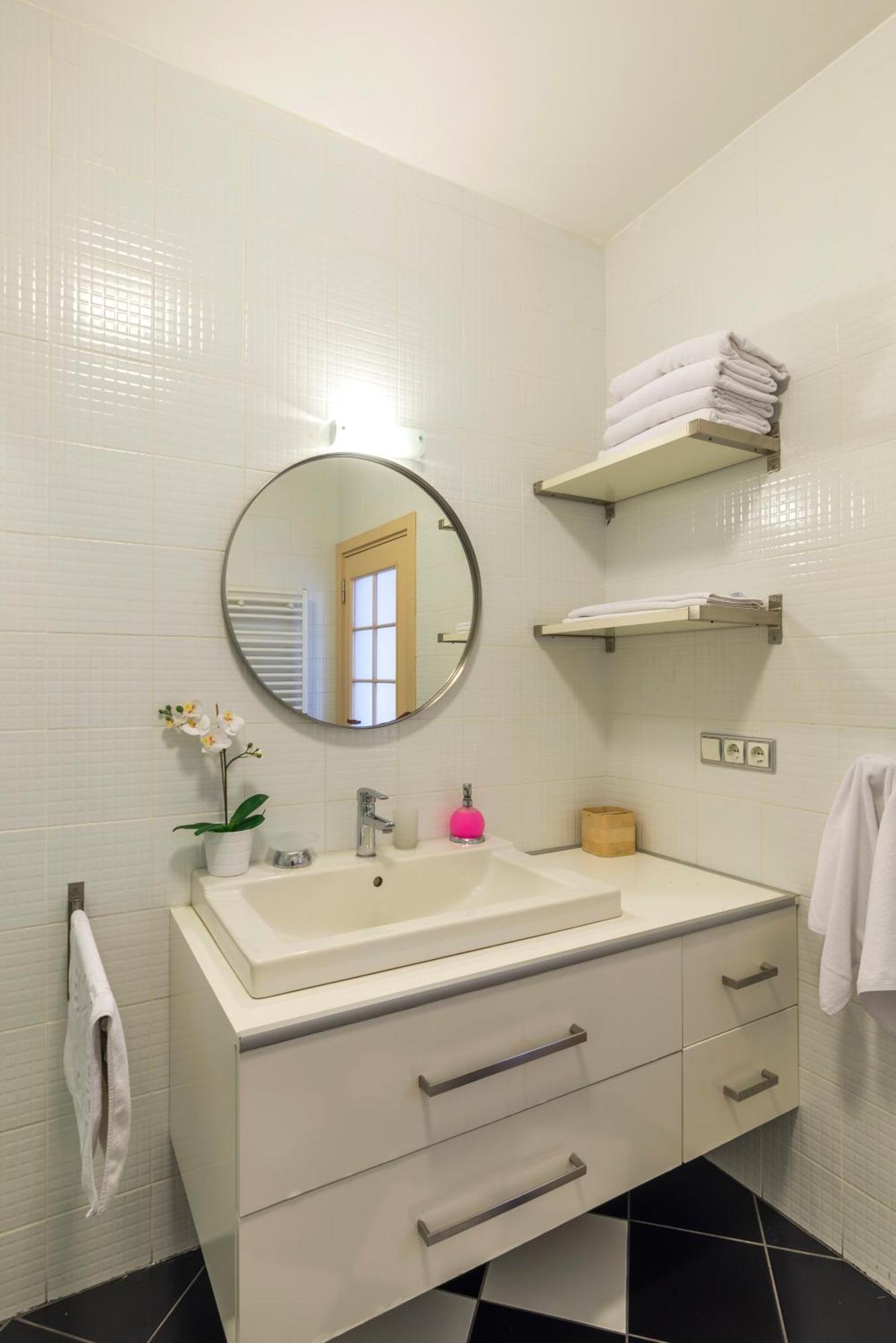 Amedros Apartament *