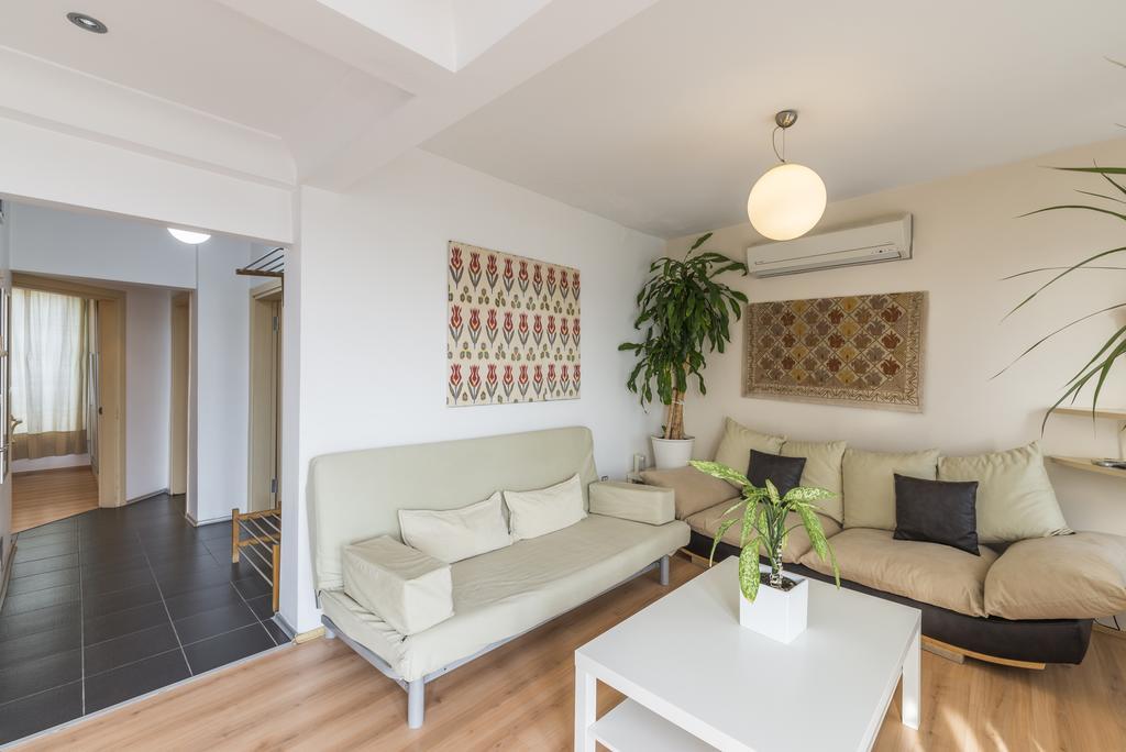 Apartament Amedros