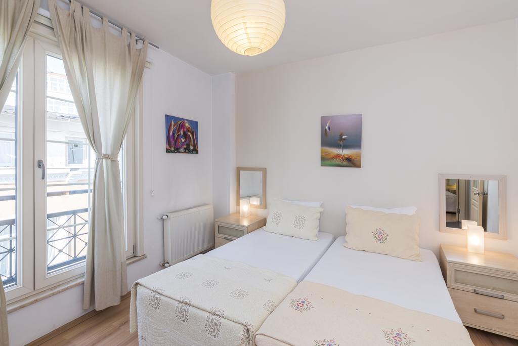 Apartament Amedros *